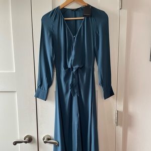Massimo Dutti Maxi dress Blue Never wore size 34